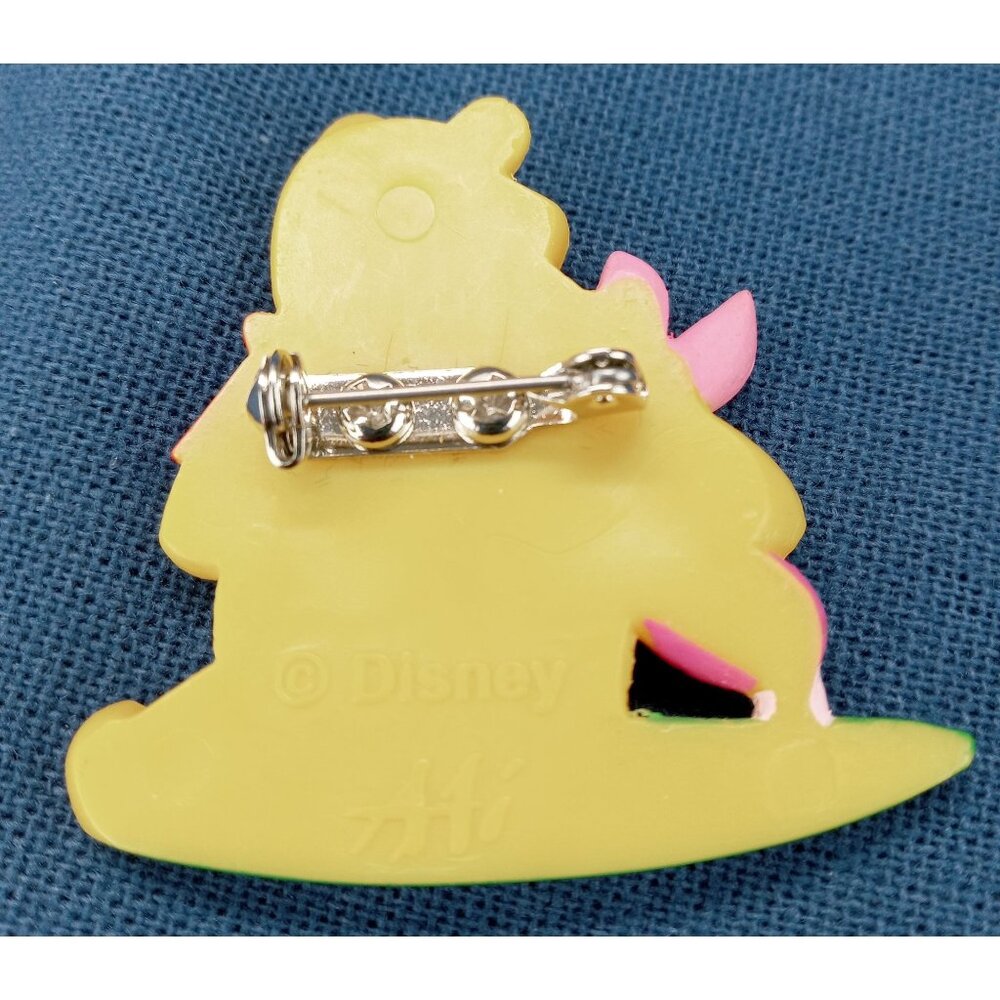 Vintage Disney Winnie the Pooh Piglet Pin 3D 1999 Avon Flowers Friends AA Milne - Picture 2 of 4